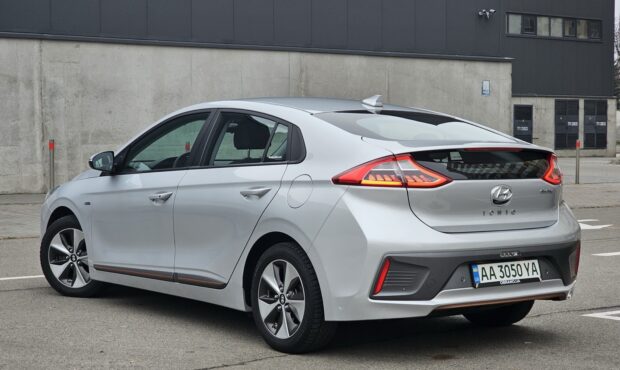 Мініатюра 3 Hyundai Ioniq Electric