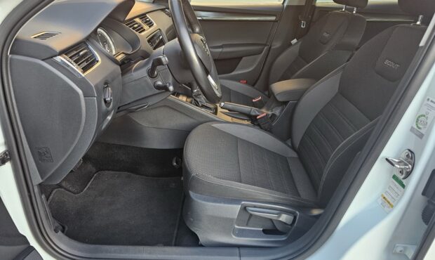 Мініатюра 31 Skoda Octavia Scout 2017