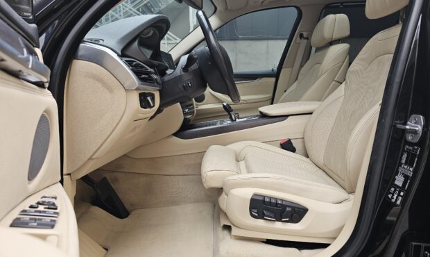 Мініатюра 35 BMW X5 2018