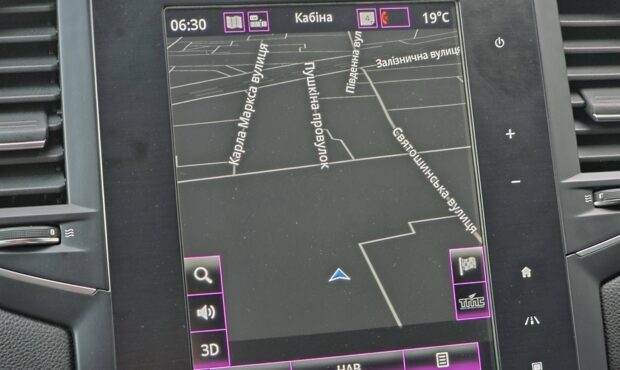 Миниатюра 36 Renault Megane 2018