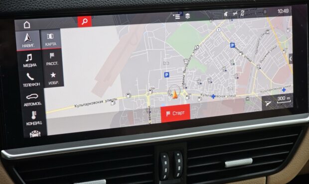 Мініатюра 37 Porsche Cayenne 2018