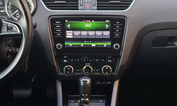 Мініатюра 37 Skoda Octavia Scout 2017