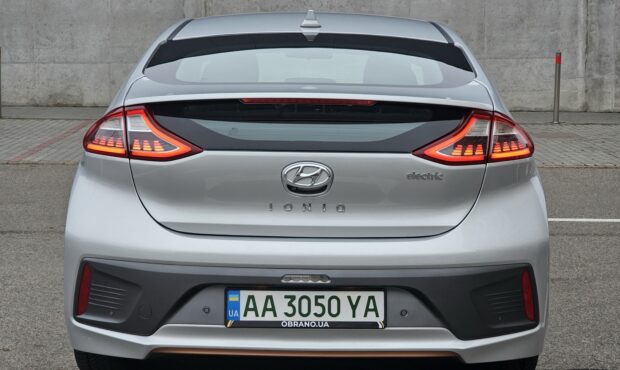 Мініатюра 4 Hyundai Ioniq Electric