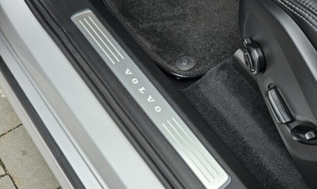 Мініатюра 40 Volvo XC90 2021