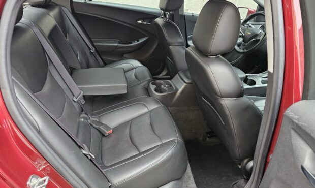 Мініатюра 42 Chevrolet Volt 2016 Plug-in Hybrid