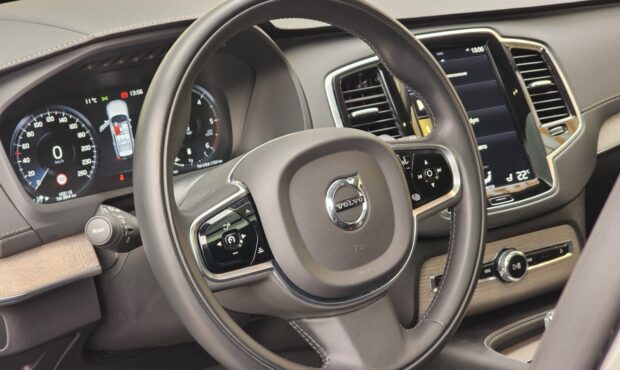 Мініатюра 41 Volvo XC90 2021