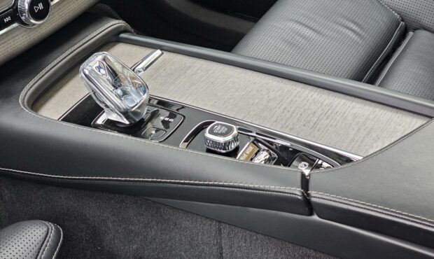 Мініатюра 43 Volvo XC90 2021