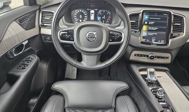 Мініатюра 44 Volvo XC90 2021