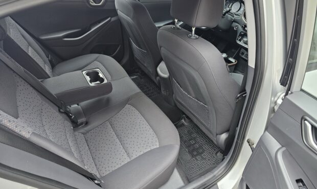 Мініатюра 45 Hyundai Ioniq Electric