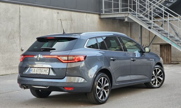 Миниатюра 5 Renault Megane 2018