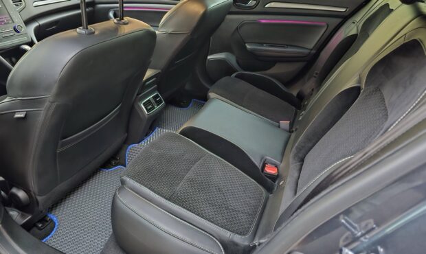 Миниатюра 52 Renault Megane 2018