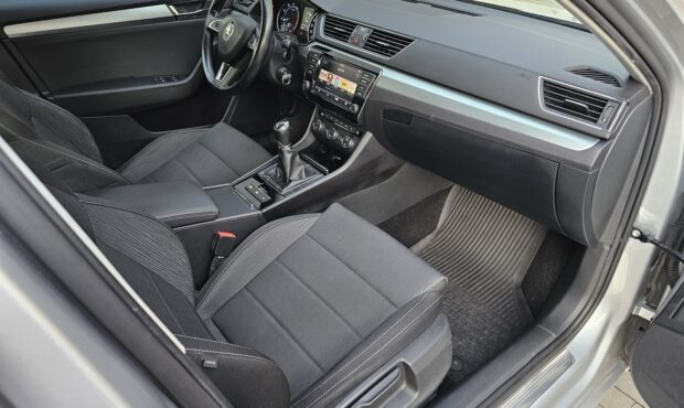 Миниатюра 52 Skoda Superb 2016