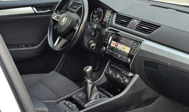 Миниатюра 53 Skoda Superb 2016
