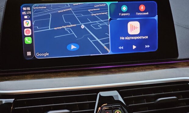 Миниатюра 58 BMW M550i xDrive 2019 4.4