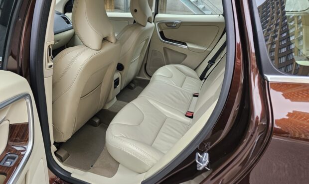 Мініатюра 62 Volvo XC60 2013