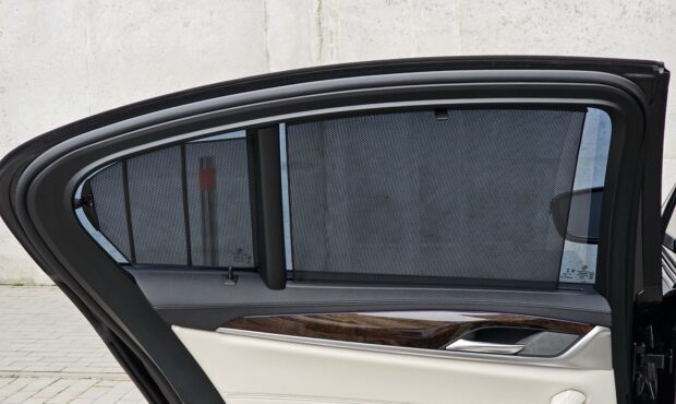 Миниатюра 80 BMW M550i xDrive 2019 4.4