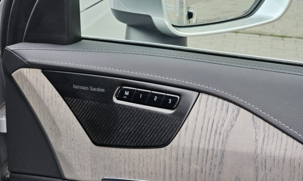 Мініатюра 78 Volvo XC90 2021