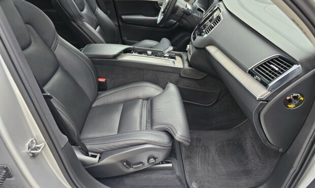 Мініатюра 79 Volvo XC90 2021