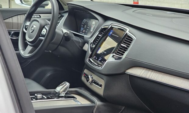 Мініатюра 83 Volvo XC90 2021