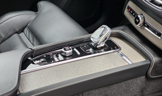 Мініатюра 85 Volvo XC90 2021