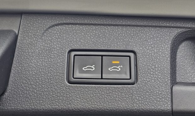 Миниатюра 16 Volkswagen Passat 4Motion 2.0d 2017