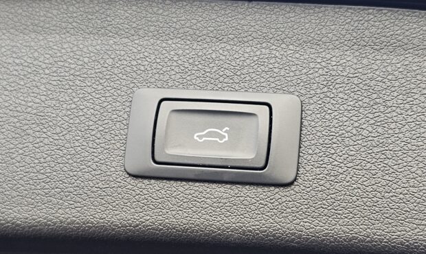 Мініатюра 21 Audi Q5 2015