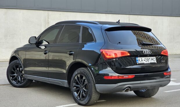Мініатюра 3 Audi Q5 2015