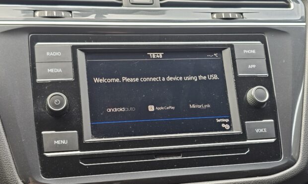 Миниатюра 30 Volkswagen Tiguan 2019