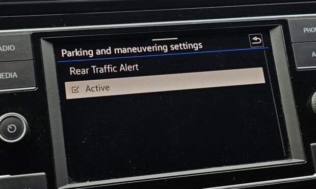 Миниатюра 33 Volkswagen Tiguan 2019