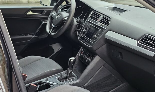 Миниатюра 39 Volkswagen Tiguan 2019