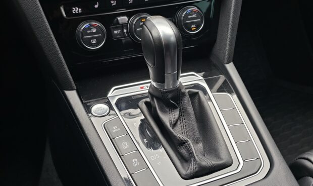 Миниатюра 40 Volkswagen Passat 4Motion 2.0d 2017