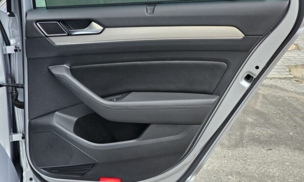 Миниатюра 44 Volkswagen Passat 4Motion 2.0d 2017