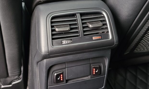 Мініатюра 62 Audi Q5 2015