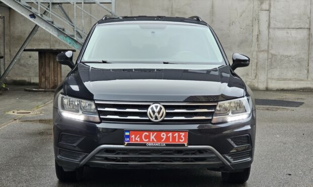 Миниатюра 8 Volkswagen Tiguan 2019