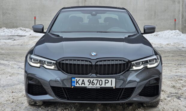 Мініатюра BMW 330i XDrive 2020