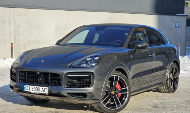 Мініатюра Porsche Cayenne Coupe GTS