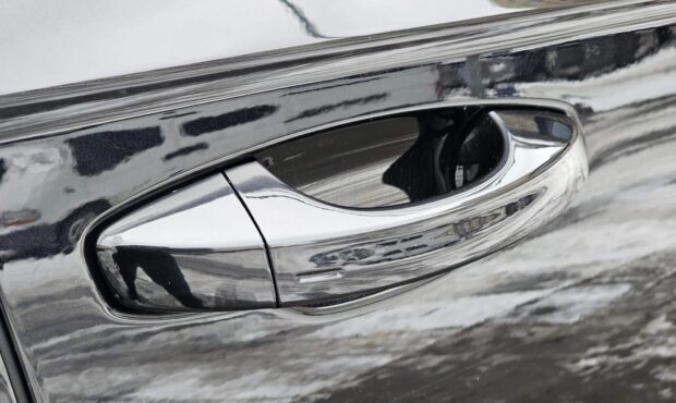 Мініатюра 13 Volkswagen Touareg 2019