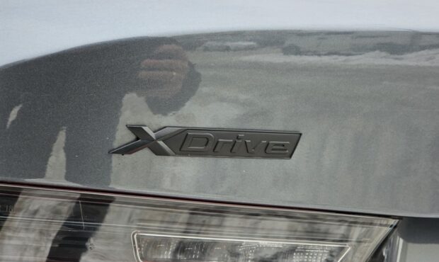 Мініатюра 13 BMW 330i XDrive 2020