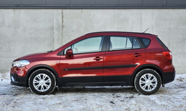 Мініатюра 2 Suzuki SX4 2019