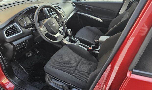 Мініатюра 20 Suzuki SX4 2019