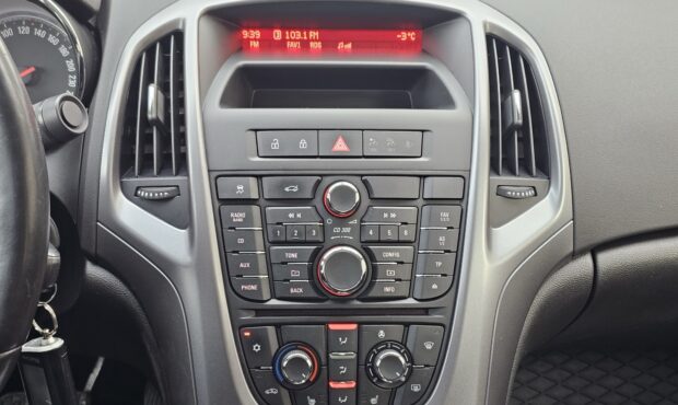 Мініатюра 26 Opel Astra 2020