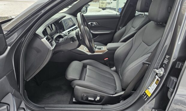 Мініатюра 26 BMW 330i XDrive 2020