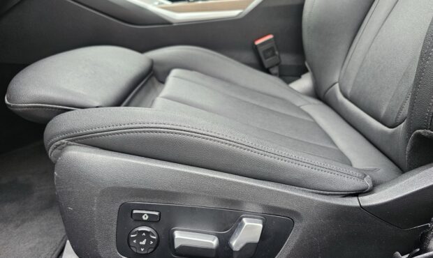 Мініатюра 28 BMW 330i XDrive 2020