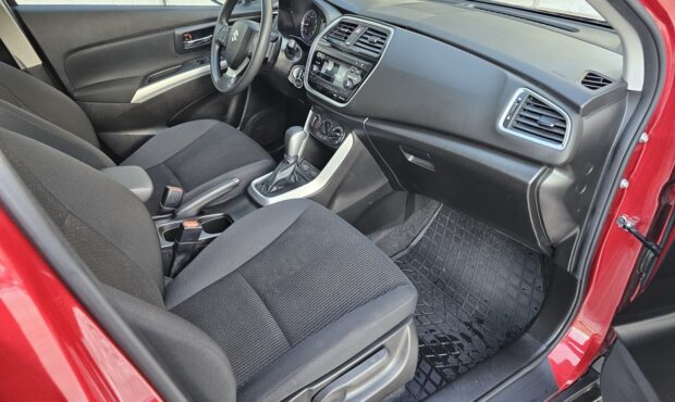 Мініатюра 30 Suzuki SX4 2019