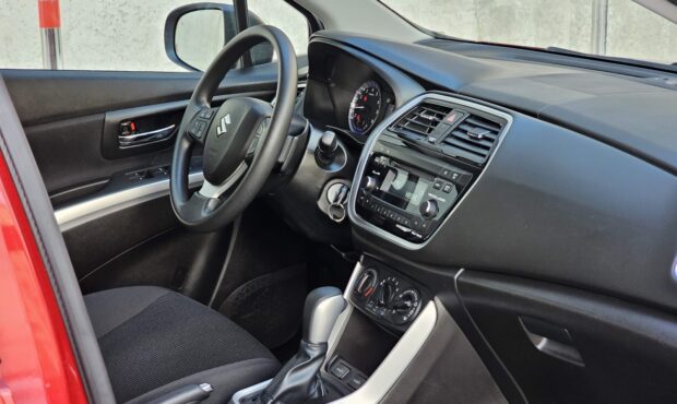 Мініатюра 31 Suzuki SX4 2019