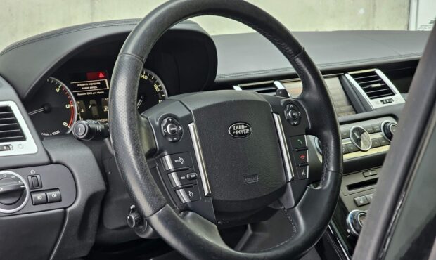 Мініатюра 31 Land Rover Range Rover Sport