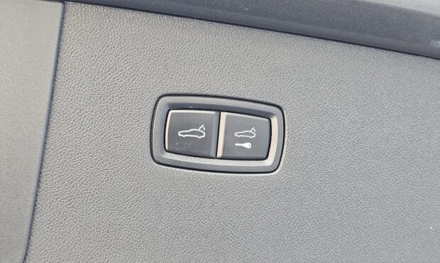 Мініатюра 29 Porsche Cayenne Coupe GTS