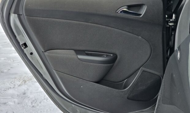 Мініатюра 34 Opel Astra 2020