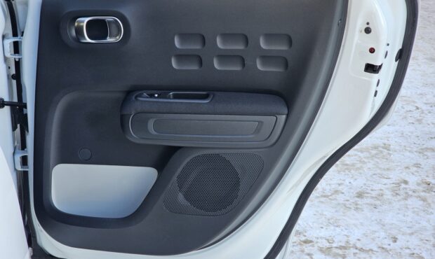 Мініатюра 35 Citroen C3 2017