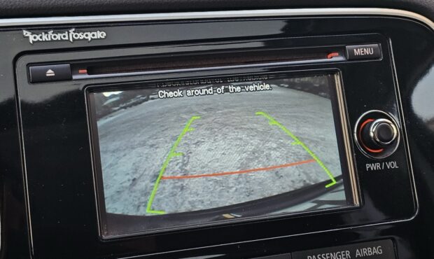 Миниатюра 37 Mitsubishi Outlander 2013